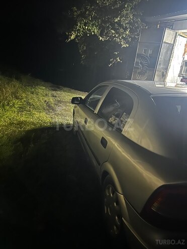 Opel Astra 1998, 129,900 km - 1.6 л - Qax