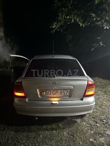 Opel Astra 1998, 129,900 km - 1.6 л - Qax