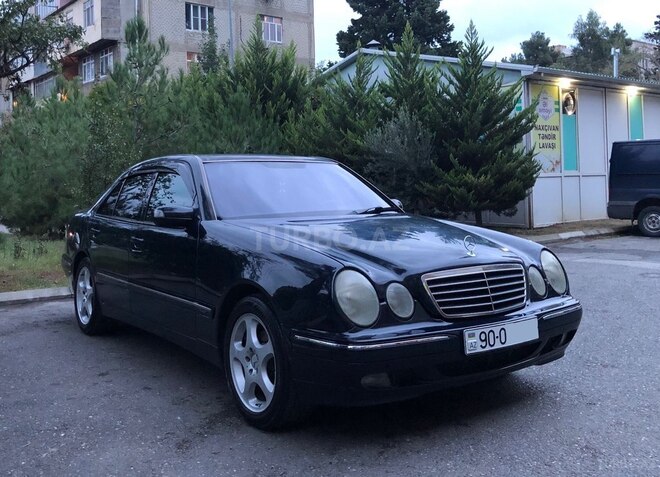 Mercedes E 220 1999, 347,000 km - 2.2 л - Bakı