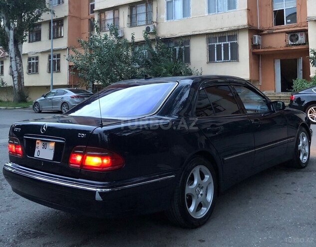 Mercedes E 220 1999, 347,000 km - 2.2 л - Bakı