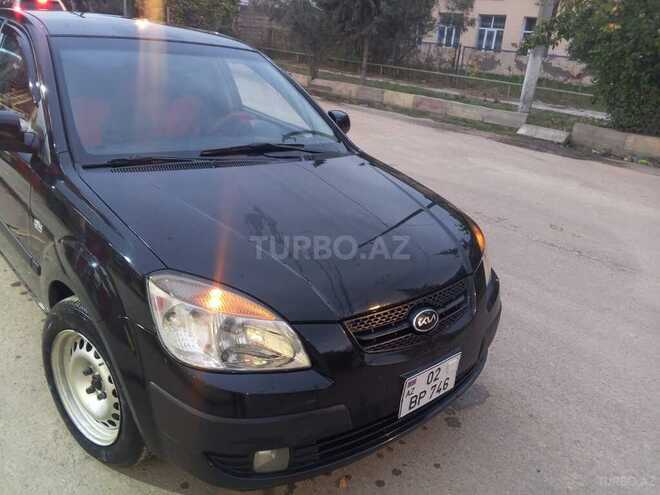 Kia Rio 2005, 255,000 km - 1.4 l - Salyan
