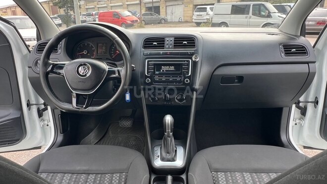 Volkswagen Polo 2018, 240,000 km - 1.6 l - Sumqayıt