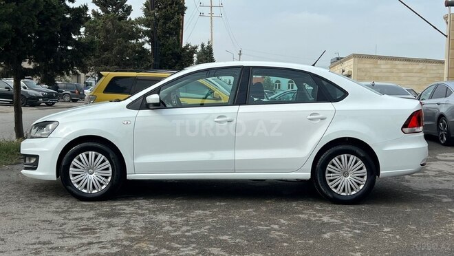 Volkswagen Polo 2018, 240,000 km - 1.6 l - Sumqayıt