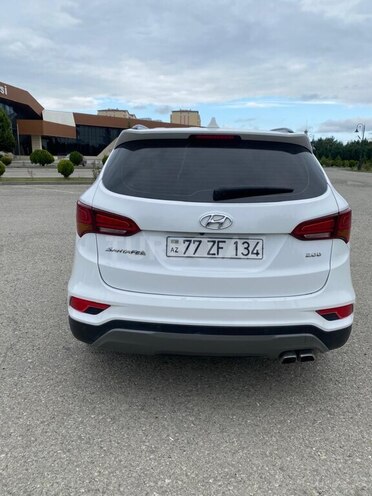 Hyundai Santa Fe 2018, 220,585 km - 2.0 l - Xaçmaz