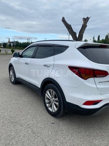 Hyundai Santa Fe 2018, 220,585 km - 2.0 l - Xaçmaz