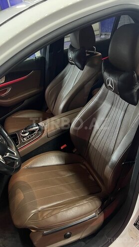 Mercedes E 300 2018, 144,000 km - 2.0 l - Şəmkir