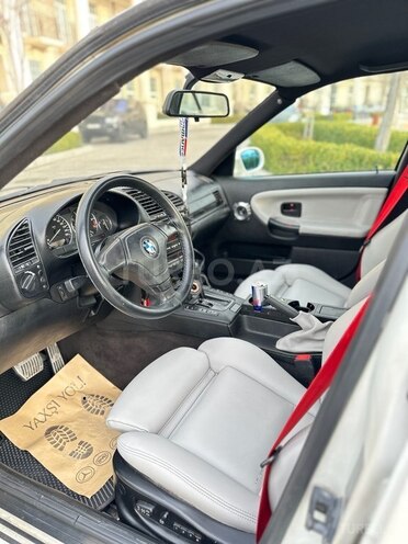 BMW 328 1994, 222,000 km - 2.8 л - Bakı
