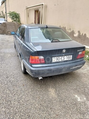 BMW 318 1997, 154,000 km - 1.8 л - Bakı
