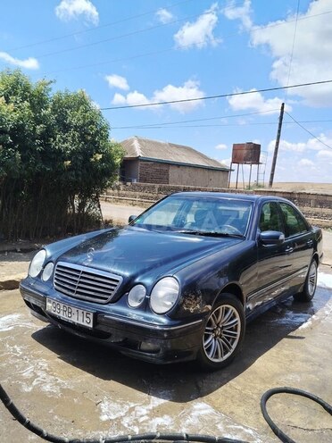Mercedes E 220 2001, 370,000 km - 2.2 l - Cəlilabad