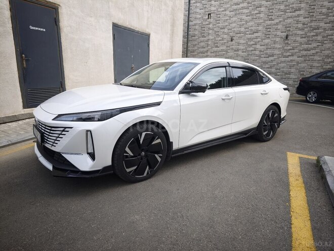 Changan Eado 2025, 2,980 km - 1.5 l - Bakı