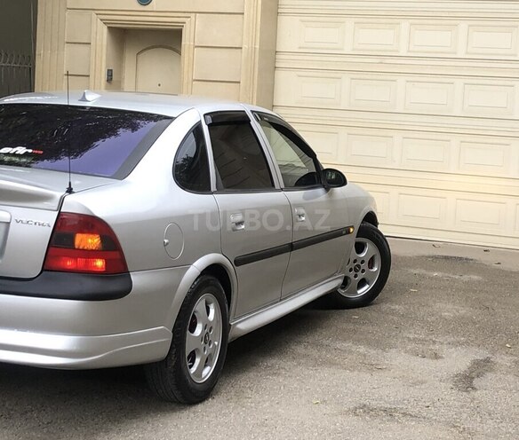 Opel Vectra 1998, 269,000 km - 2.0 l - Sumqayıt