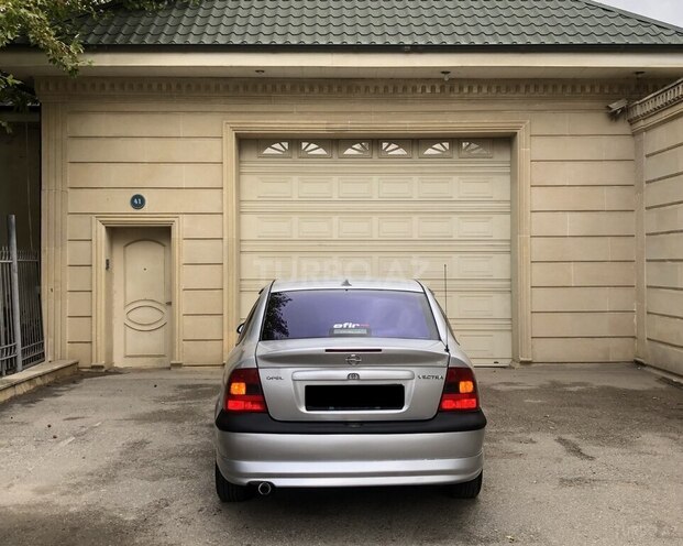 Opel Vectra 1998, 269,000 km - 2.0 l - Sumqayıt