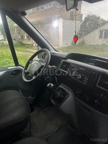 Ford Transit 2007, 330,000 km - 2.4 l - Quba