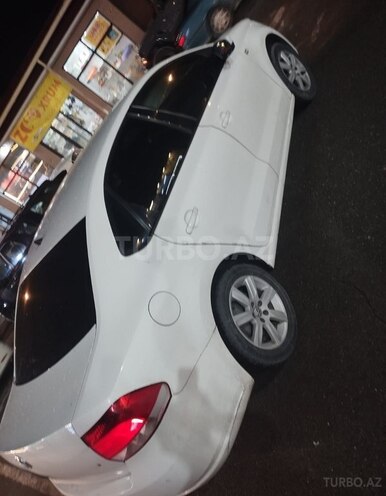 Volkswagen Polo 2013, 174,528 km - 1.6 l - Bakı