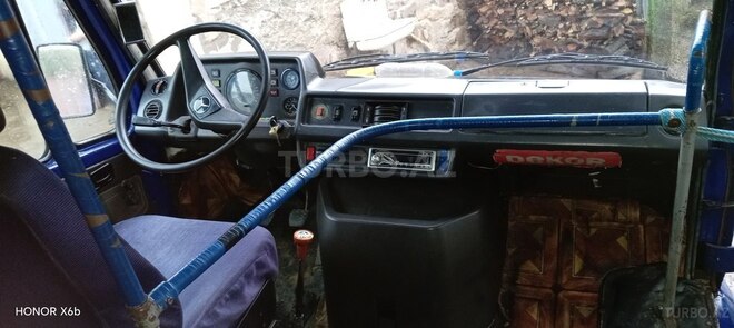 Mercedes 208 D 1992, 380,000 km - 2.5 l - Gədəbəy