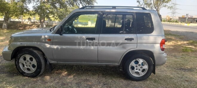 Mitsubishi Pajero io 1999, 505,423 km - 1.8 л - Yevlax