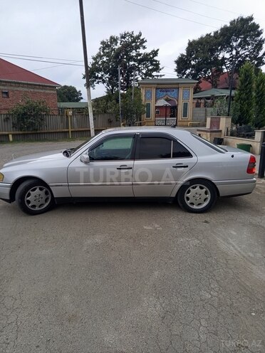 Mercedes C 220 1995, 408,000 km - 2.2 l - Masallı