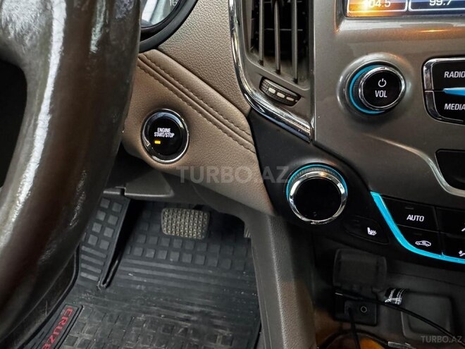 Chevrolet Cruze 2017, 160,234 km - 1.4 л - Quba