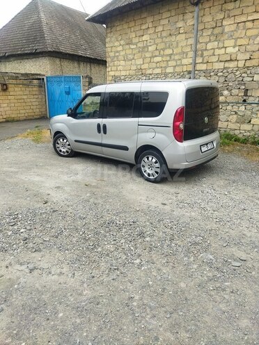 Fiat Doblo 2010, 352,000 km - 1.6 л - Bakı