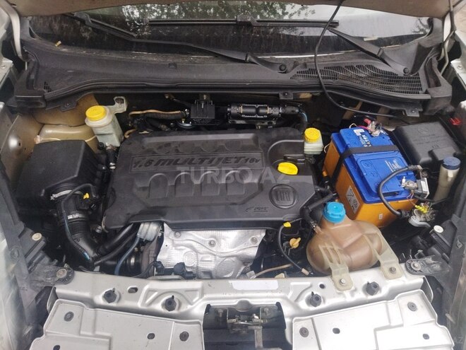 Fiat Doblo 2010, 352,000 km - 1.6 л - Bakı