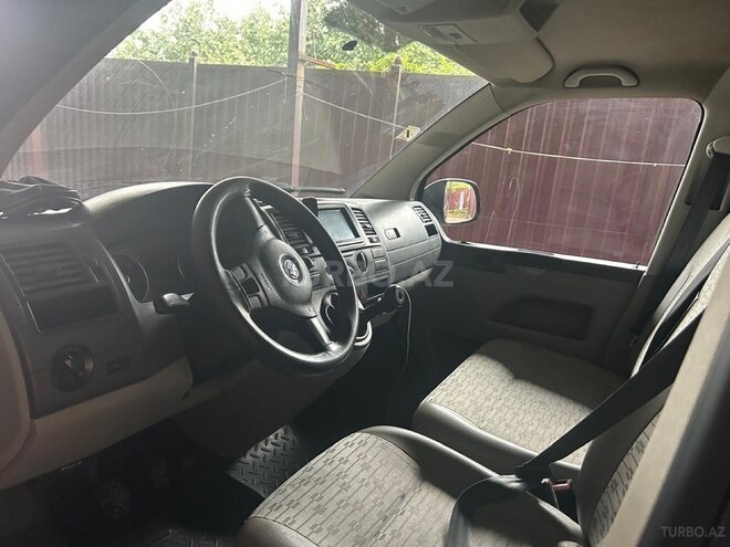 Volkswagen Multivan 2010, 155,500 km - 2.0 л - Masallı