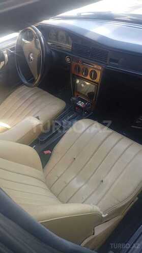 Mercedes 190 1993, 111,000 km - 2.0 l - Bakı