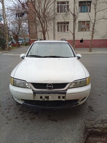 Opel Vectra 1999, 322,009 km - 1.8 l - Qəbələ
