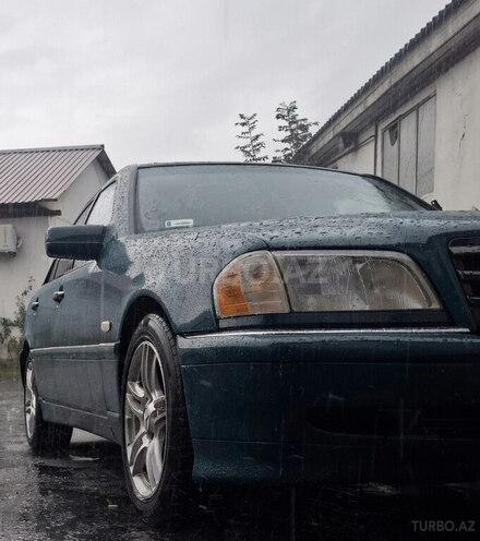 Mercedes C 180 1997, 250,000 km - 1.8 l - Qəbələ