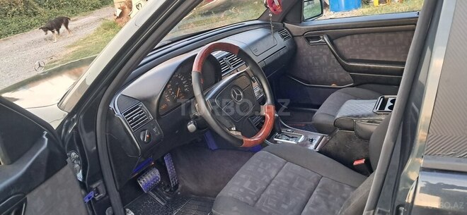 Mercedes C 180 1996, 250,000 km - 1.8 l - Qəbələ