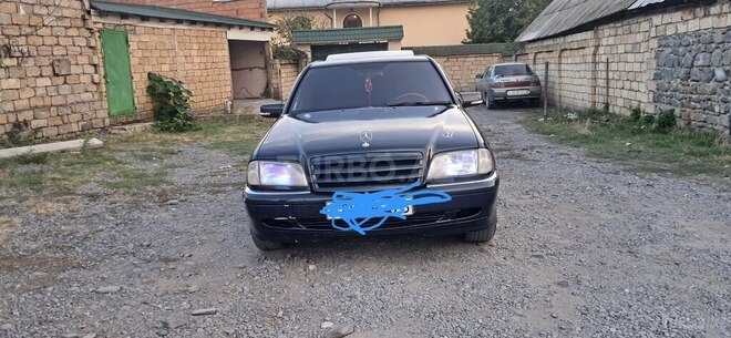 Mercedes C 180 1996, 250,000 km - 1.8 l - Qəbələ