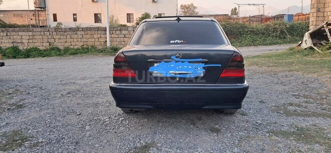 Mercedes C 180 1996, 250,000 km - 1.8 l - Qəbələ