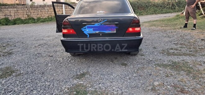 Mercedes C 180 1996, 250,000 km - 1.8 l - Qəbələ