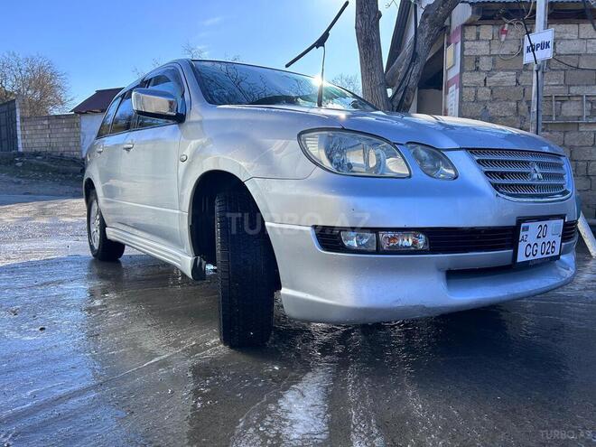Mitsubishi Airtrek 2001, 310,000 km - 2.0 l - Qəbələ