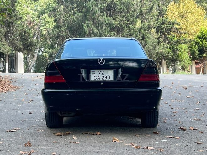 Mercedes C 240 1999, 305,575 km - 2.4 l - Sabirabad