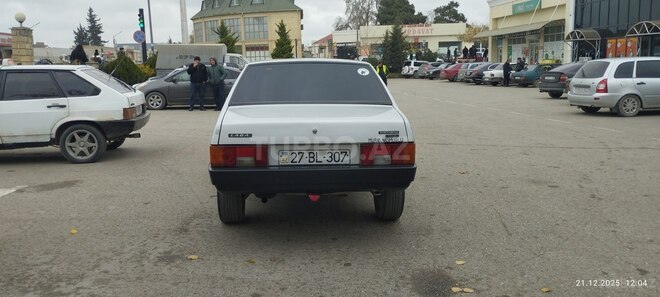 LADA (VAZ) 21099 2002, 297,000 km - 1.5 l - Xudat