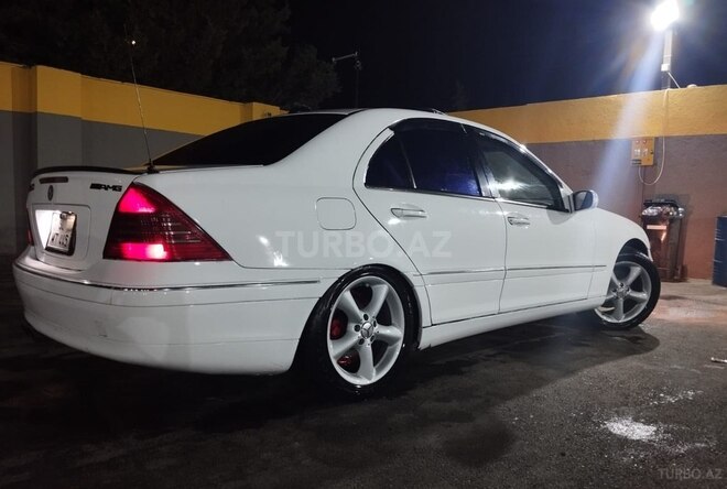 Mercedes  2002, 439,000 km - 2.6 л - Şamaxı