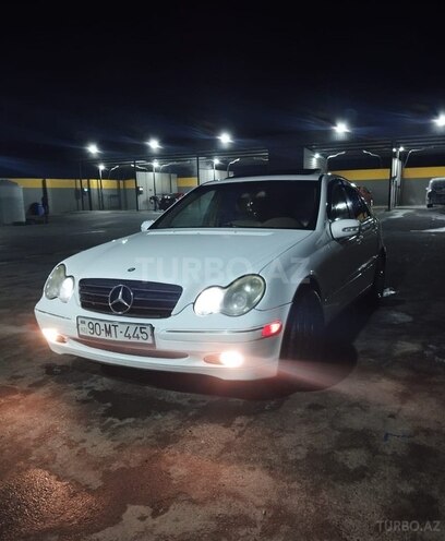 Mercedes  2002, 439,000 km - 2.6 л - Şamaxı