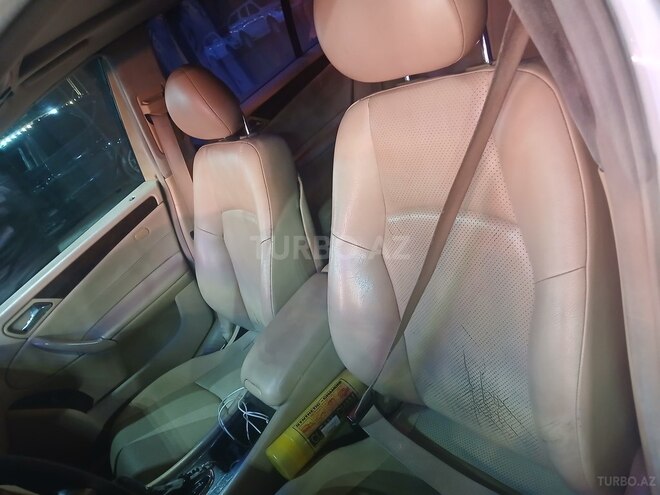 Mercedes  2002, 439,000 km - 2.6 л - Şamaxı