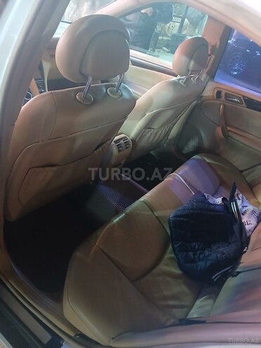 Mercedes  2002, 439,000 km - 2.6 л - Şamaxı