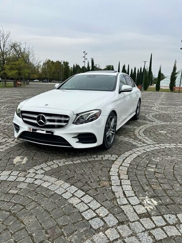 Mercedes E 300 2018, 144,000 km - 2.0 l - Şəmkir