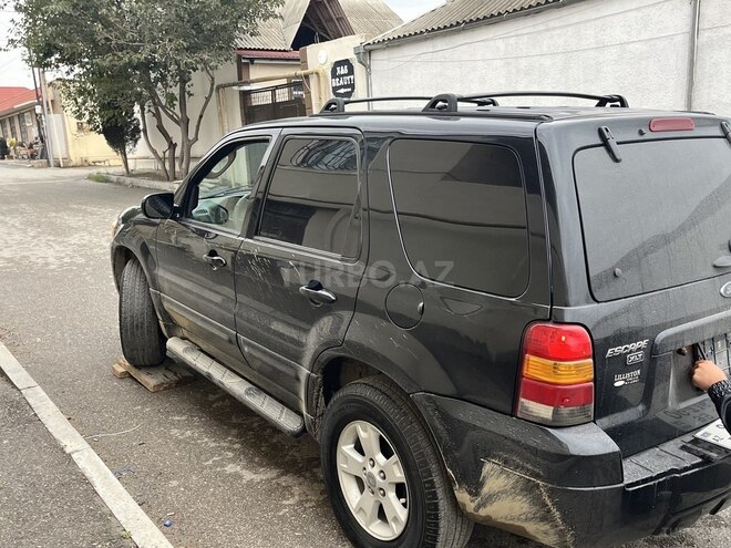 Ford Escape 2004, 200,000 km - 2.3 l - Bakı