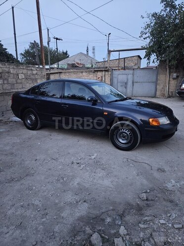 Volkswagen Passat 1997, 453,993 km - 1.6 л - Bakı