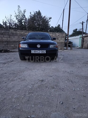 Volkswagen Passat 1997, 453,993 km - 1.6 л - Bakı