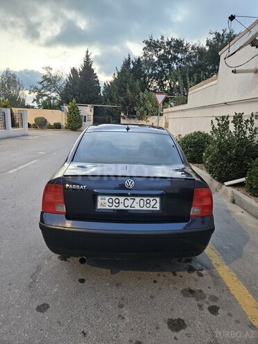 Volkswagen Passat 1997, 453,993 km - 1.6 л - Bakı