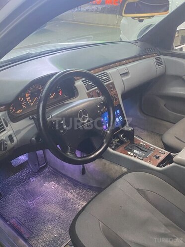 Mercedes E 230 1996, 250,000 km - 2.3 l - Bakı