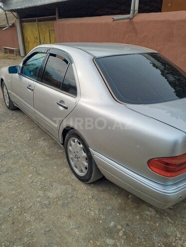 Mercedes E 240 1999, 540,000 km - 2.4 l - Goranboy