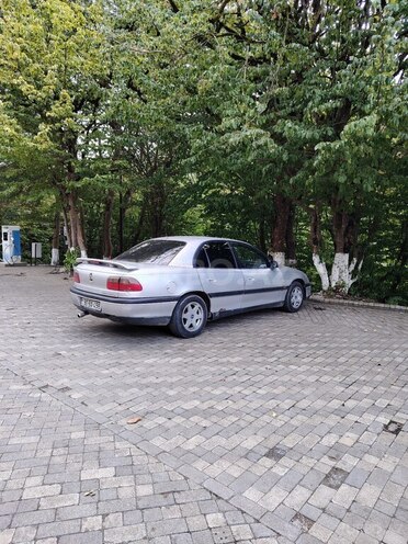 Opel Omega 1996, 235,680 km - 2.0 l - Bakı