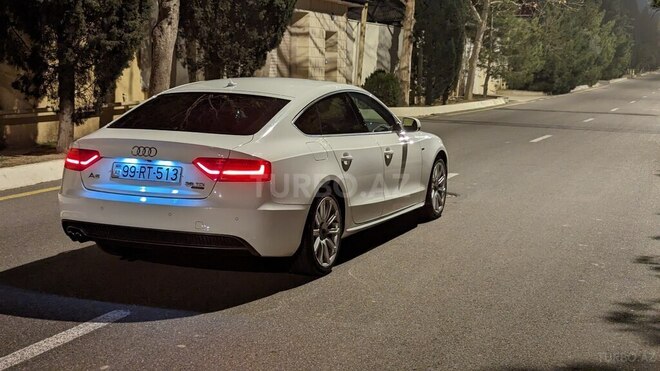 Audi A5 2015, 250,000 km - 2.0 л - Bakı