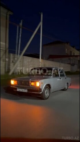 LADA (VAZ) 2107 2003, 250,000 km - 1.6 l - Quba