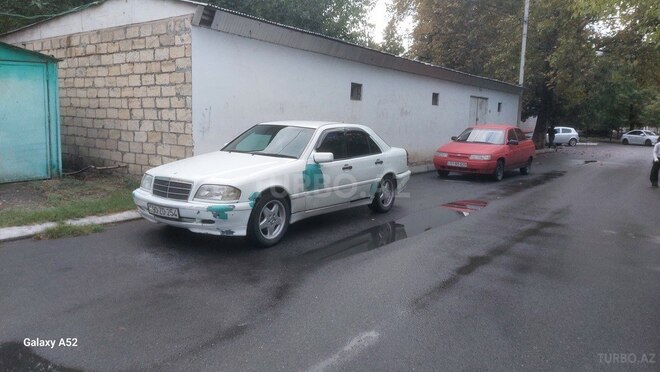 Mercedes C 180 1995, 300,000 km - 1.8 l - Mingəçevir